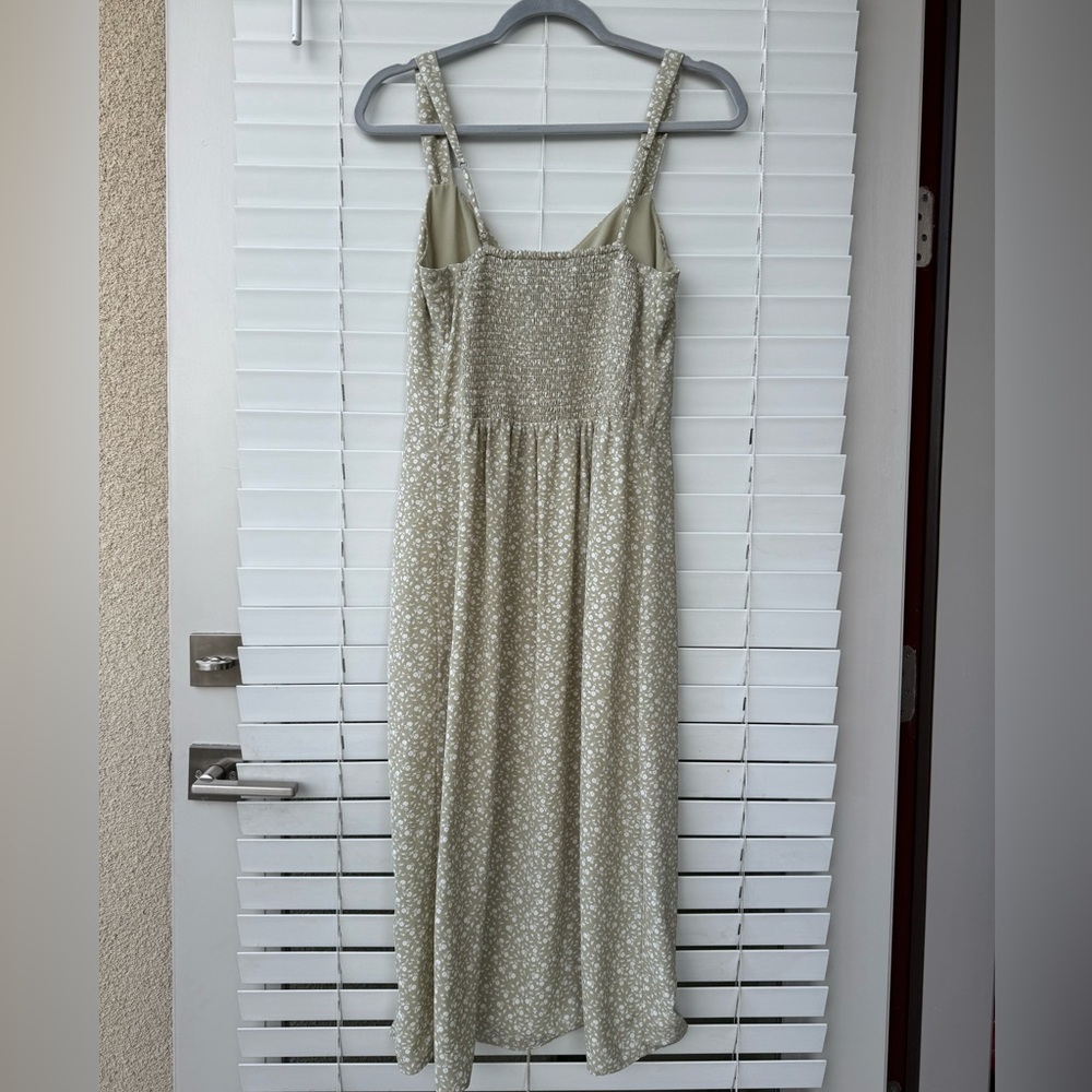 Abercrombie & Fitch Slip Dress M Green Floral Midi Smocked Dainty Slit M Cottage - Picture 10 of 14